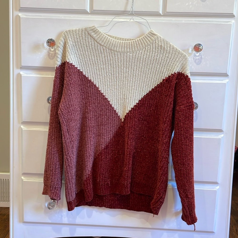 Sweater - size small